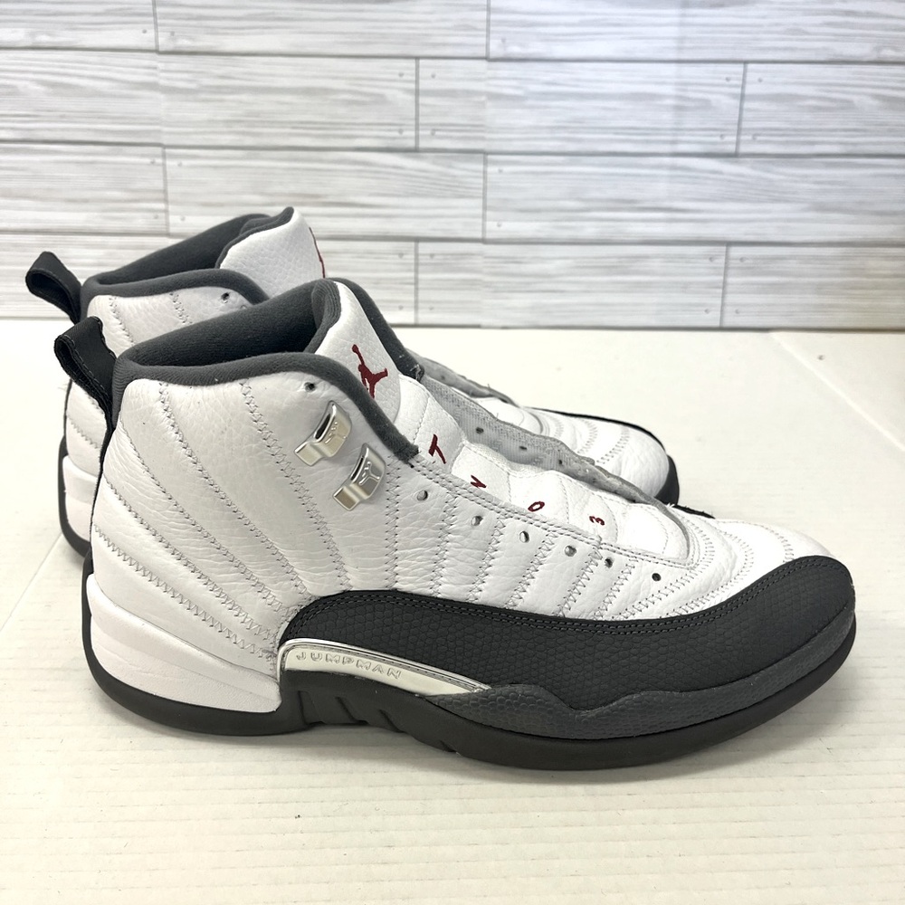 Jordan Retro 12